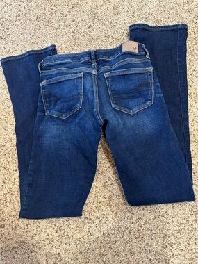 American Eagle Women's Dark Blue Stretch Jeans